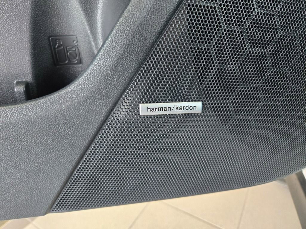 Used 2024 Subaru Crosstrek 2.5i Limited w/ Crosstrek Mirror Package image 21