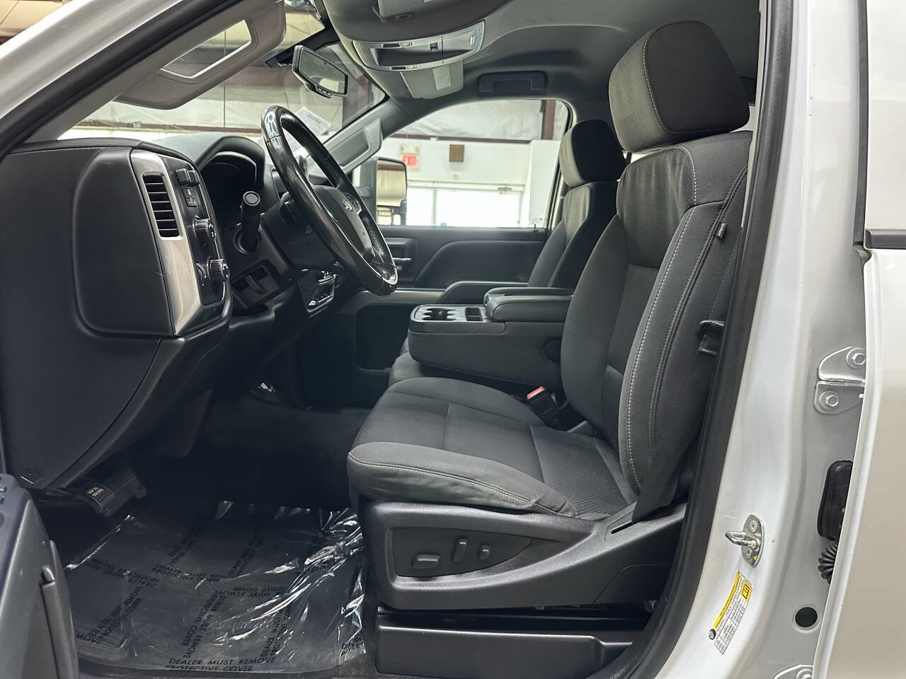 Used 2018 Chevrolet Silverado 3500 LT image 11