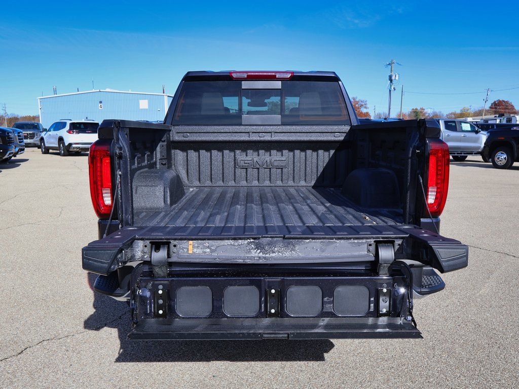 New 2026 GMC Sierra 1500 SLT w/ SLT Premium Plus Package image 5