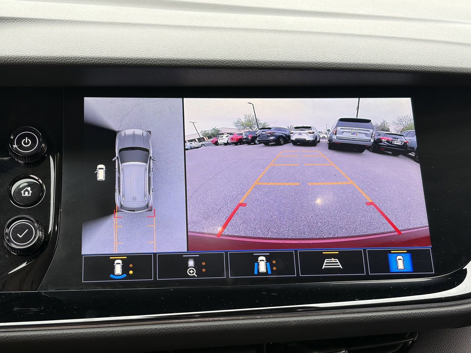 Certified 2021 Buick Envision Avenir w/ Technology Package II FWD image 30