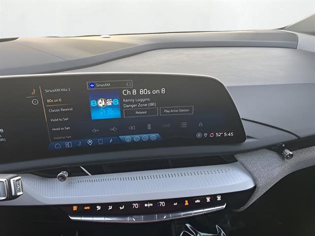 Certified 2025 Cadillac Optiq Sport 2 w/ LPO, Floor Liner Package image 15