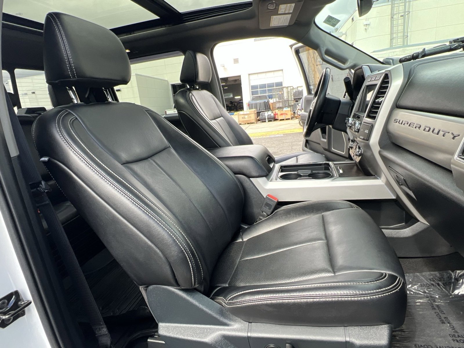 Used 2021 Ford F250 Lariat image 28