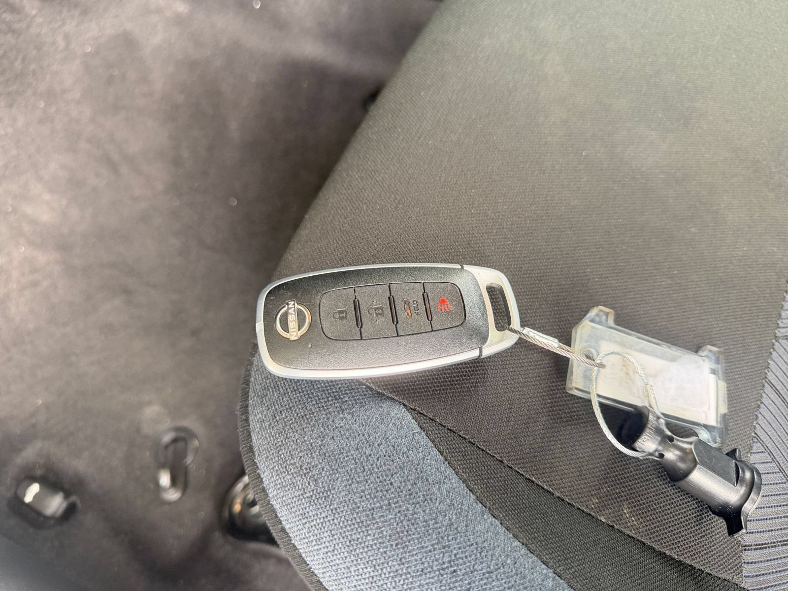 Used 2025 Nissan Versa SV FWD image 21