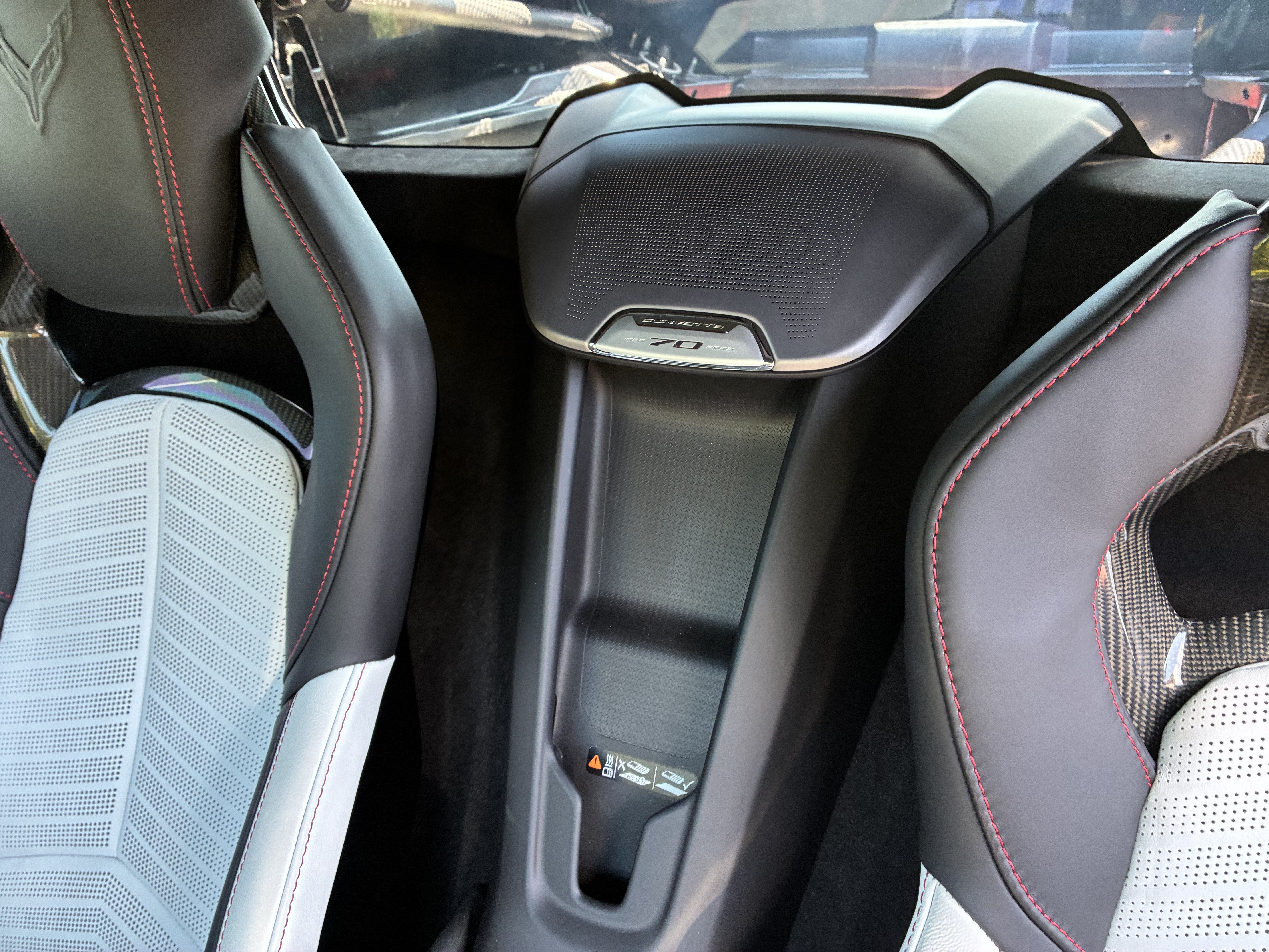 Used 2023 Chevrolet Corvette Stingray Premium Cpe w/ Z51 Performance Package RWD image 31