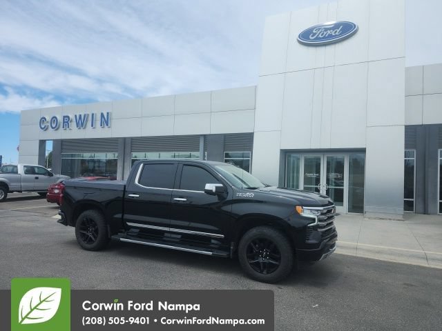 Used 2022 Chevrolet Silverado 1500 High Country AWD/4WD image 3