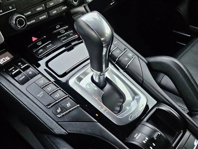 Used 2017 Porsche Cayenne Platinum Edition image 12