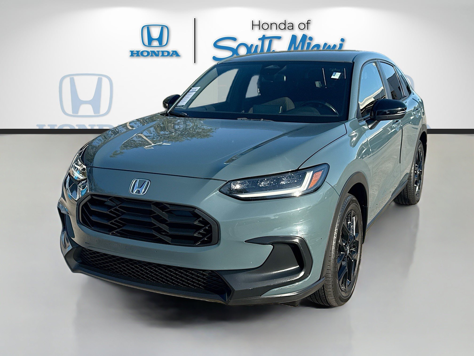 Certified 2023 Honda HR-V Sport image 3