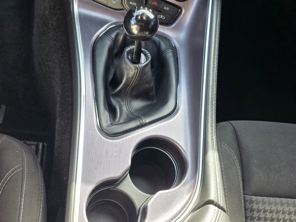 Used 2015 Dodge Challenger R/T w/ Quick Order Package 22B R/T image 23