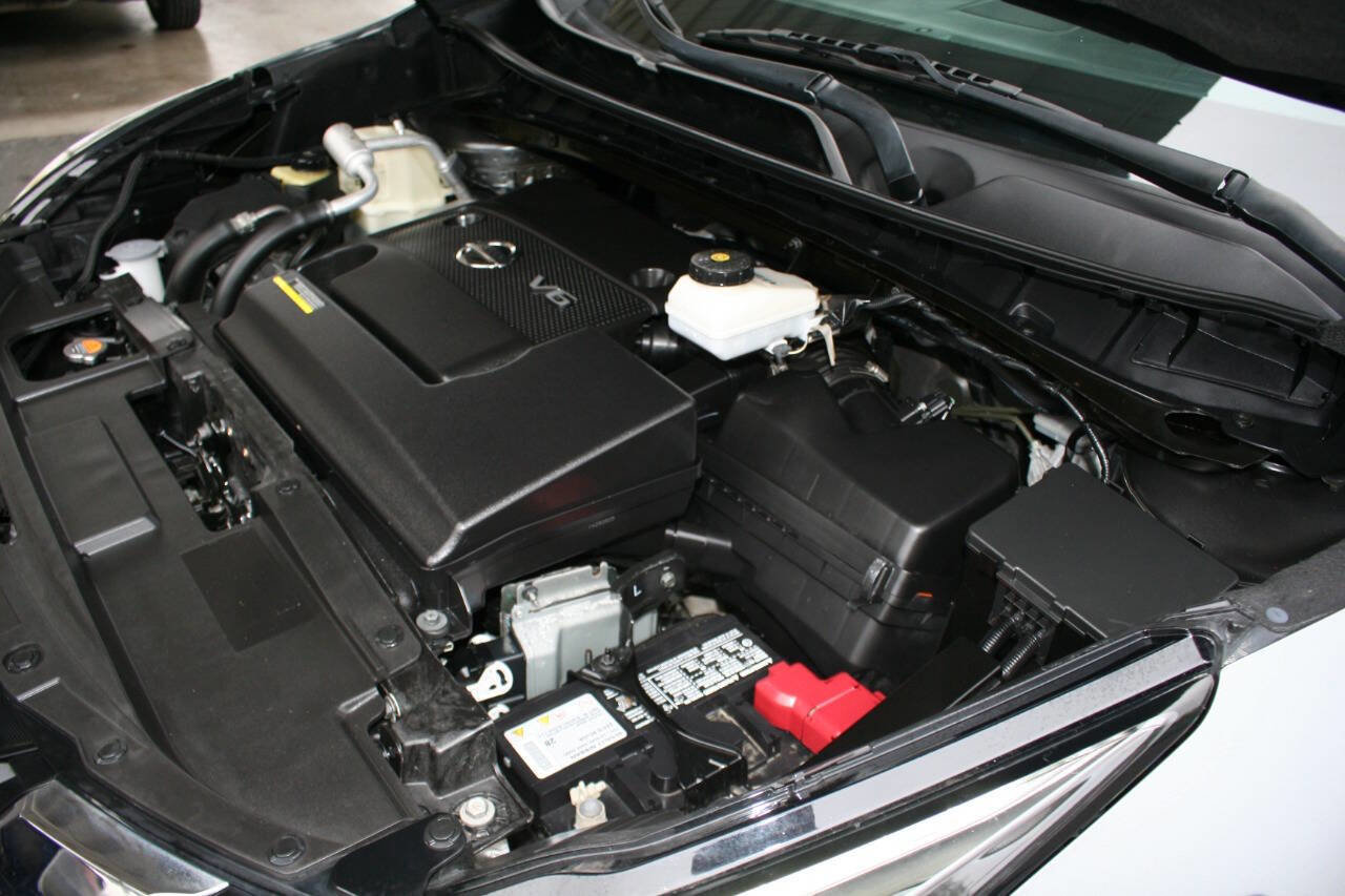 Used 2019 Nissan Murano S image 22