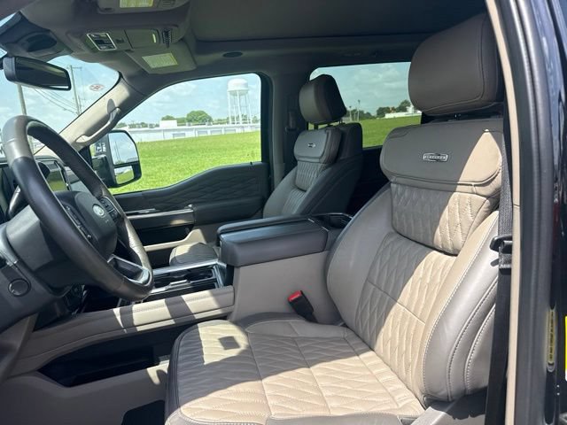 Used 2025 Ford F450 Platinum w/ Platinum Plus Package AWD/4WD image 22