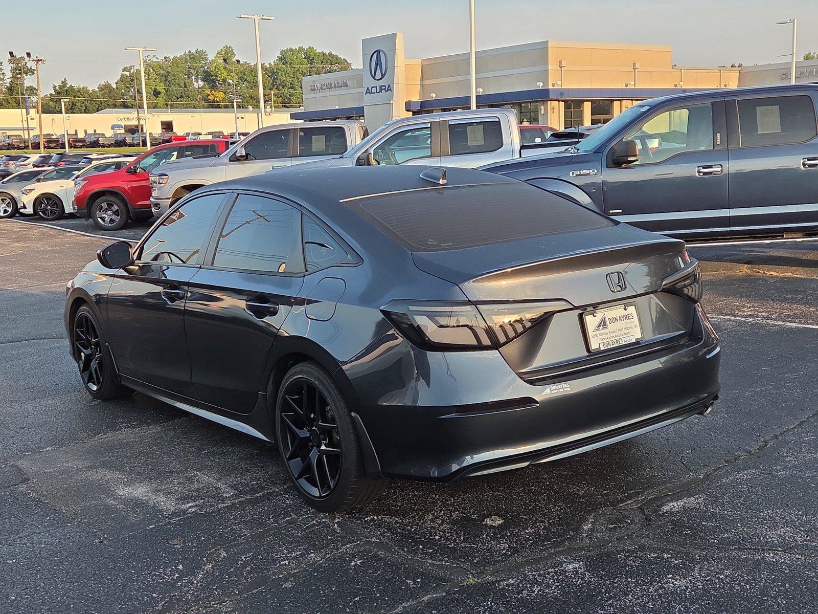 Used 2025 Honda Civic Sport image 24