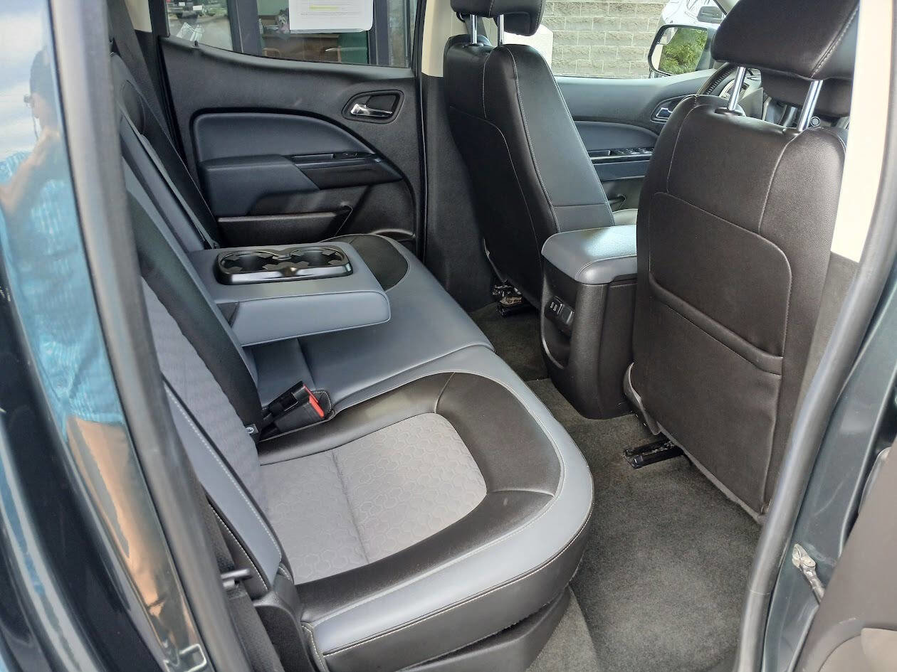 Used 2017 Chevrolet Colorado Z71 image 5