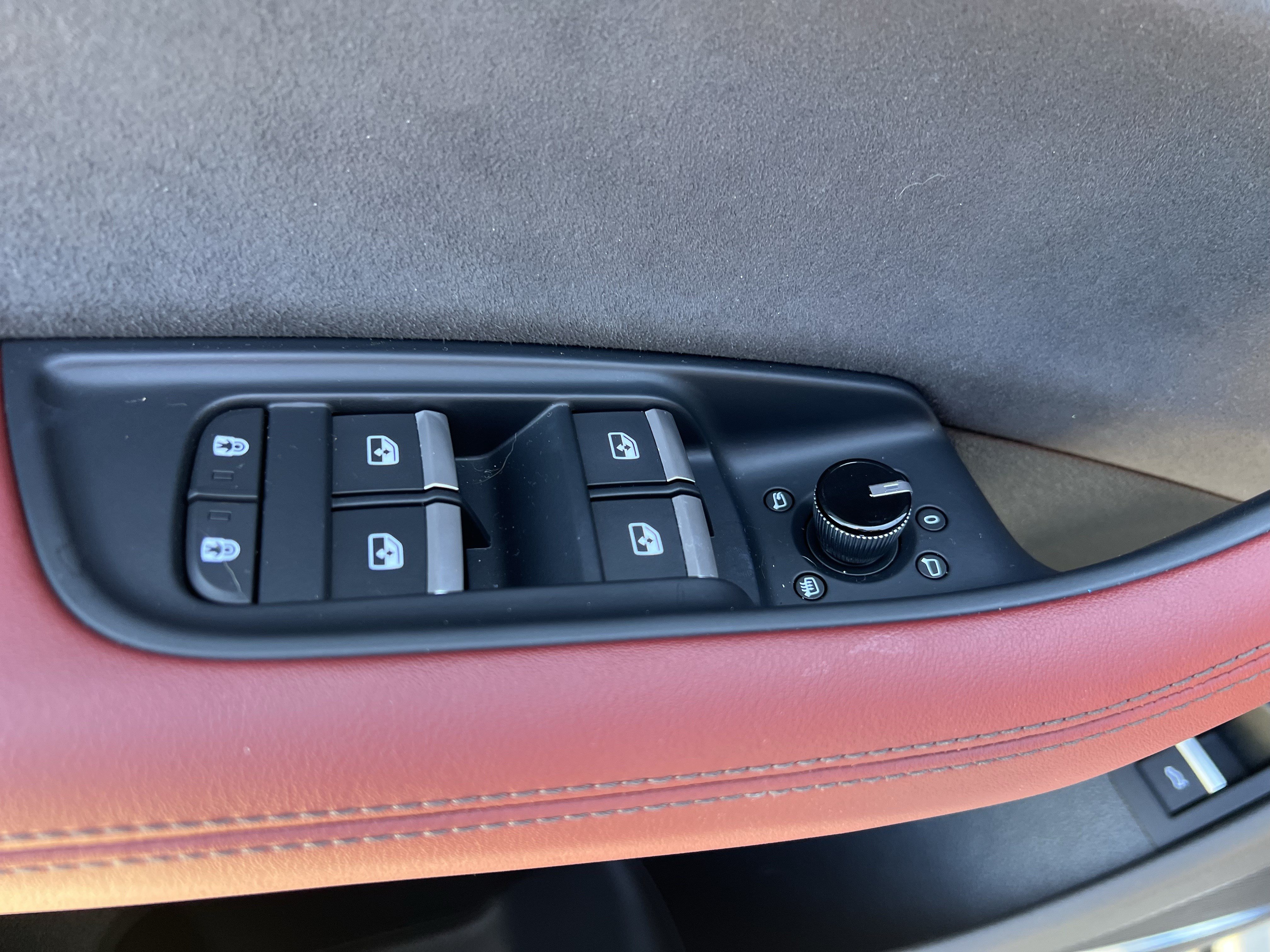 Used 2024 Audi SQ8 Premium Plus AWD/4WD image 15