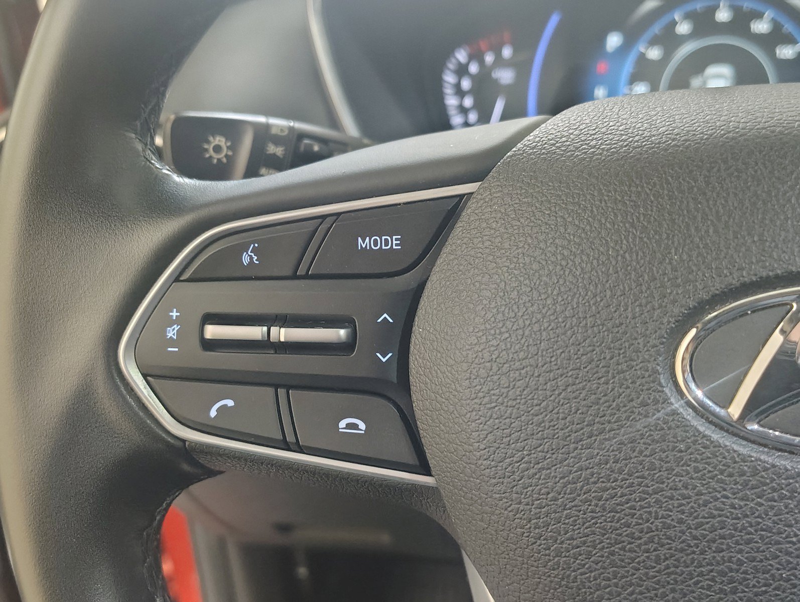 Used 2020 Hyundai Santa Fe SEL AWD/4WD image 15