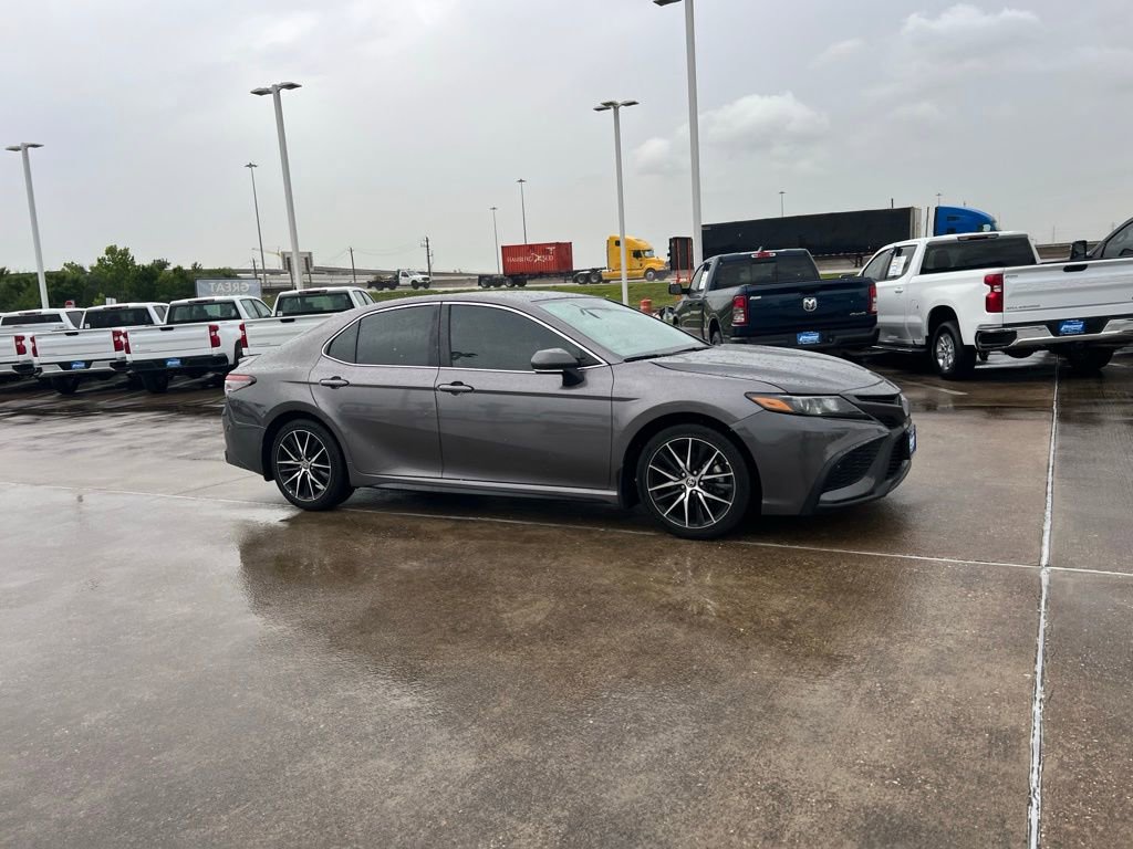 Used 2024 Toyota Camry SE w/ Blackout Package (TMS) AWD/4WD image 7