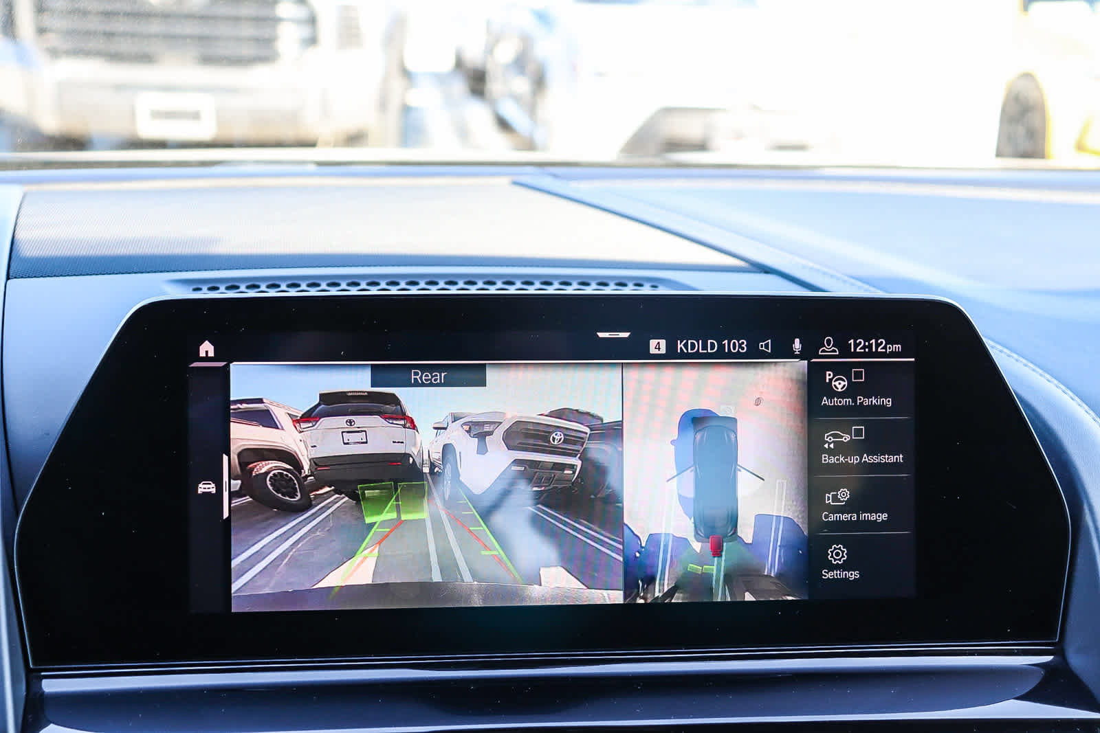 Used 2020 BMW M8 Coupe w/ Driving Assistance Package image 36