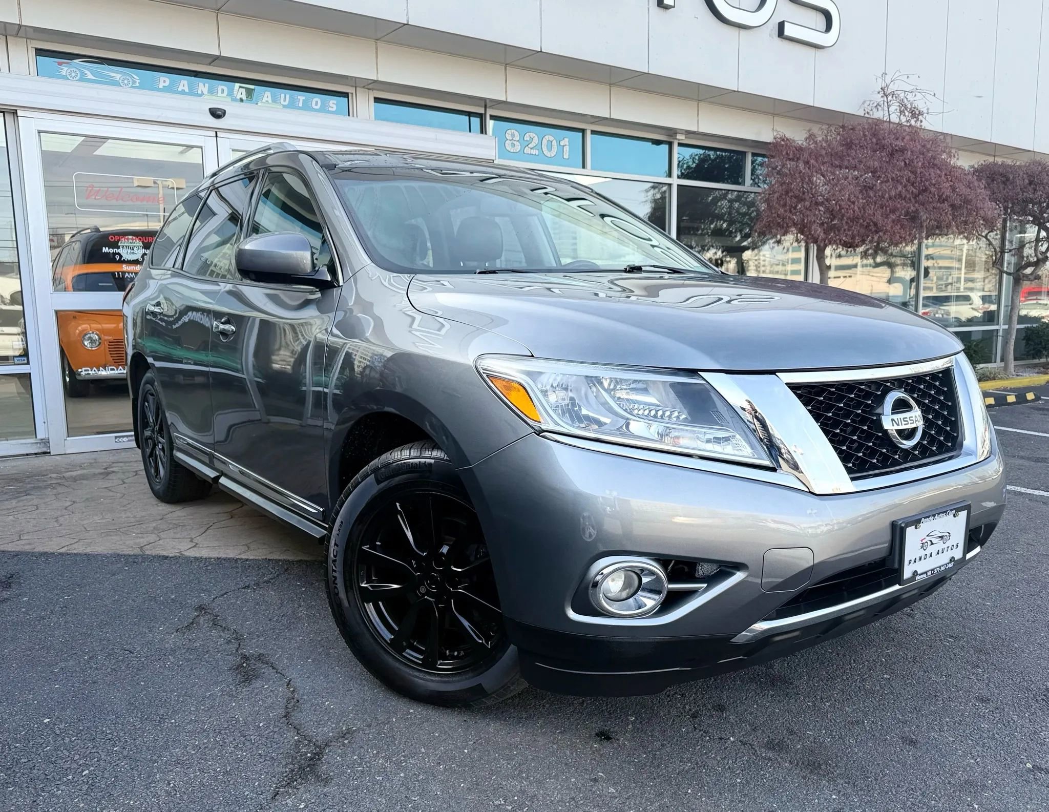 Used 2015 Nissan Pathfinder SL w/ SL Tech Package