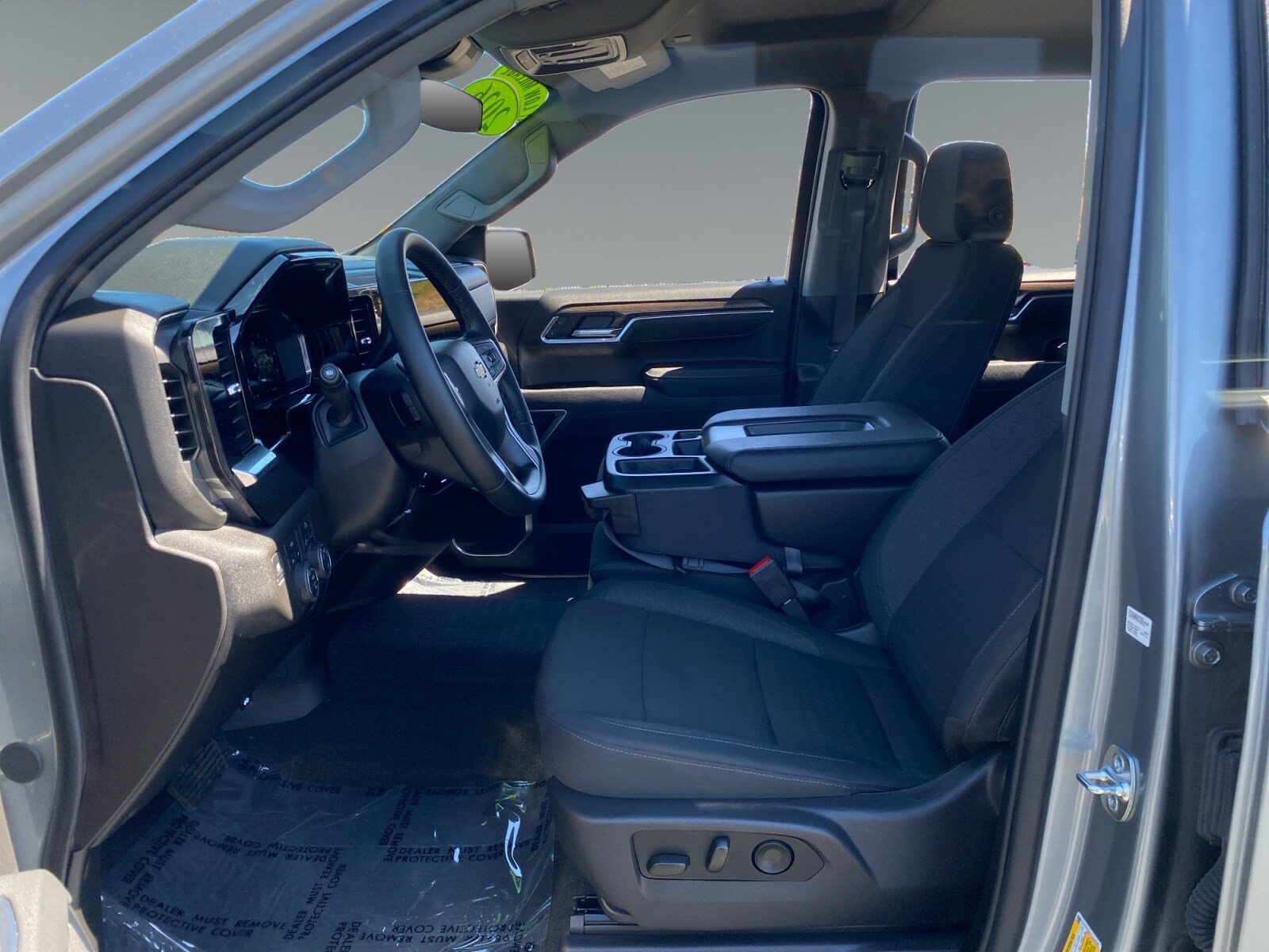 Used 2026 Chevrolet Silverado 1500 LT AWD/4WD image 9