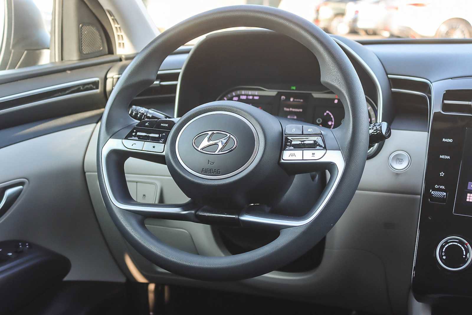 Used 2022 Hyundai Tucson SEL w/ Cargo Package image 14