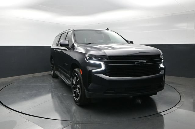 Used 2023 Chevrolet Suburban RST RWD image 5