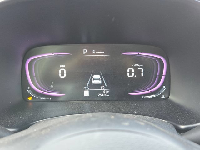 Certified 2025 Kia Soul LX w/ LX Technology Package FWD image 21