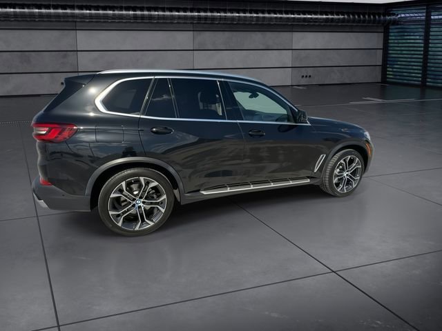 Used 2022 BMW X5 sDrive40i w/ Premium Package RWD image 8