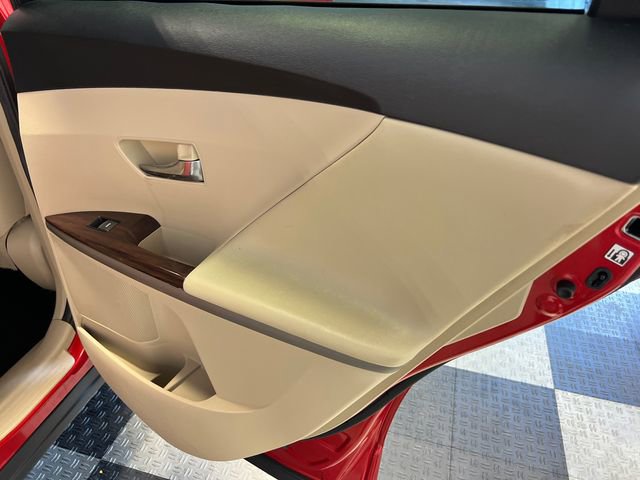 Used 2015 Toyota Venza LE FWD image 13
