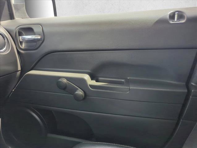 Used 2017 Jeep Patriot Sport image 19