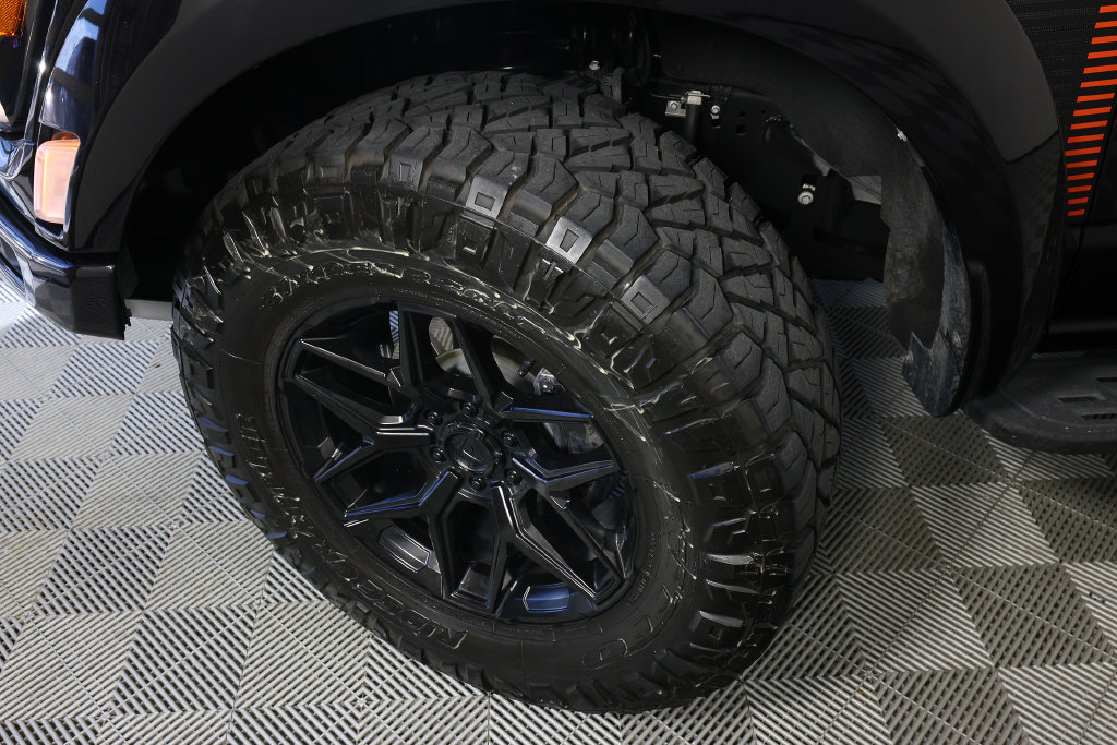 Used 2025 Ford F150 Raptor w/ Equipment Group 803A Raptor R AWD/4WD image 42