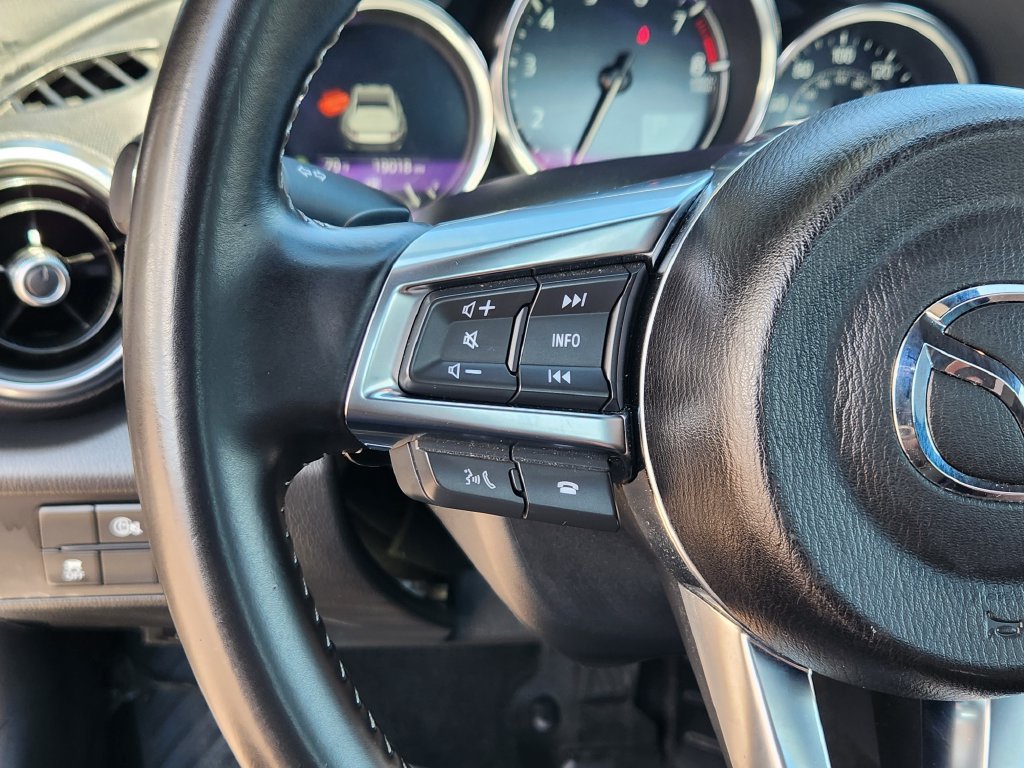 Used 2025 MAZDA MX-5 Miata RF Grand Touring RWD image 18
