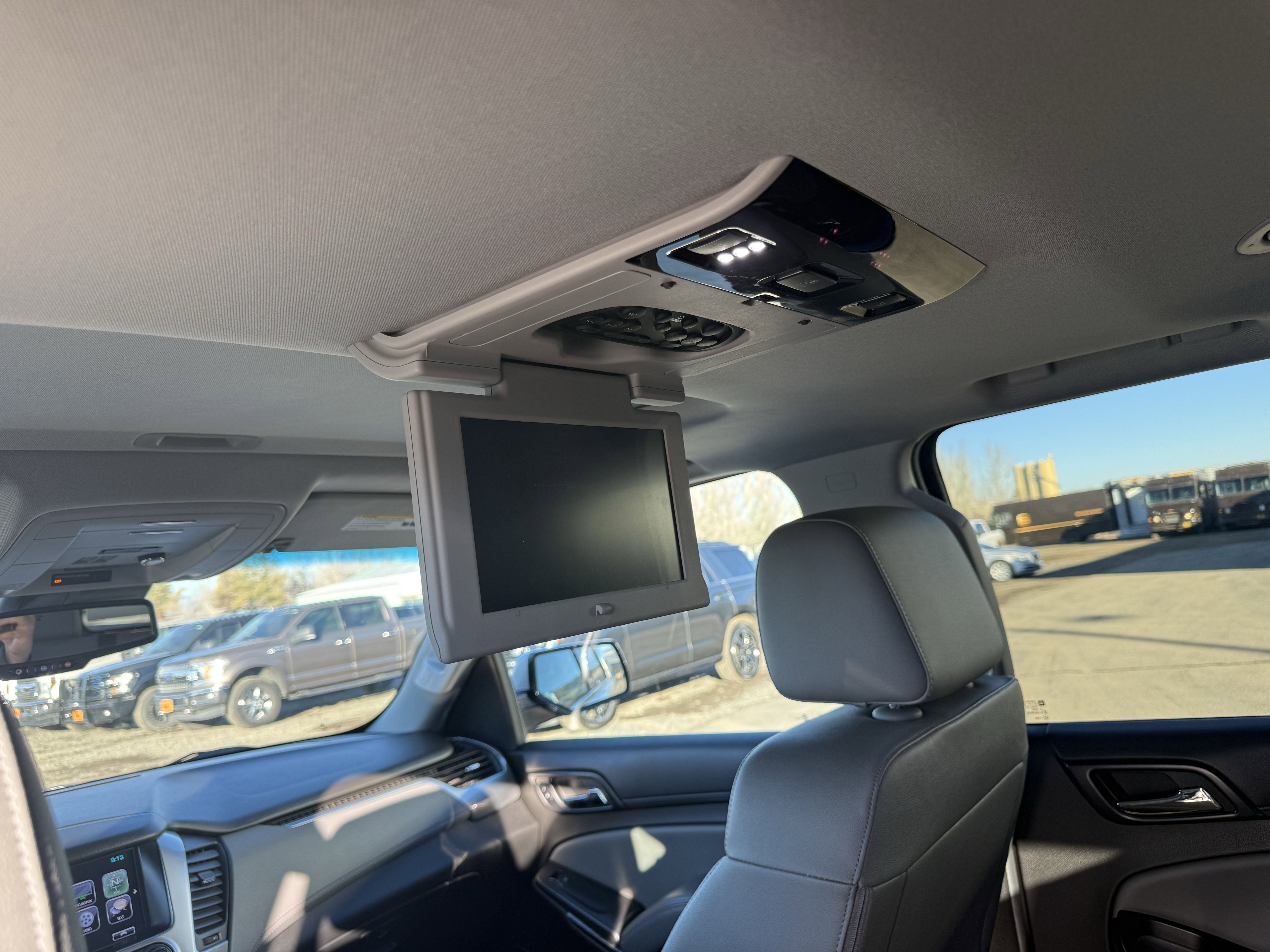 Used 2018 Chevrolet Tahoe LT image 11