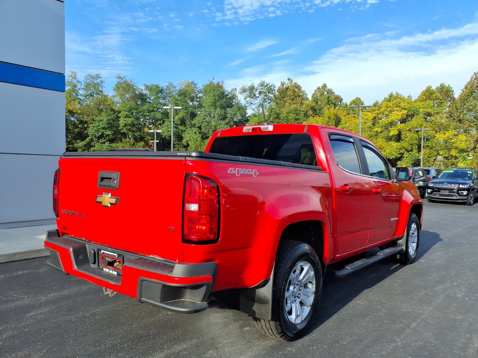 Used 2018 Chevrolet Colorado LT AWD/4WD image 7