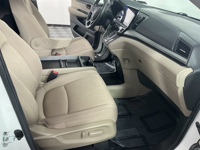 Certified 2024 Honda Odyssey EX image 14