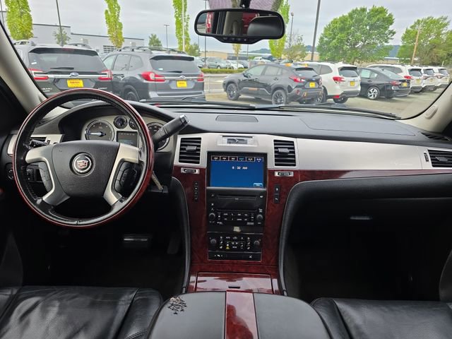 Used 2010 Cadillac Escalade ESV Premium AWD/4WD image 11