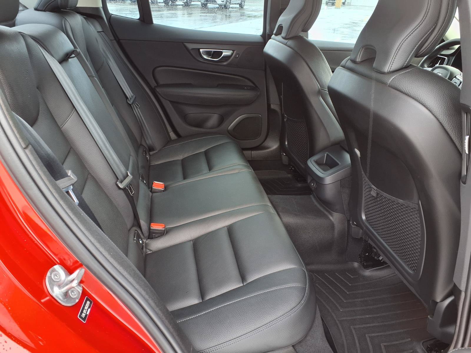 Certified 2024 Volvo S60 B5 Plus FWD image 15