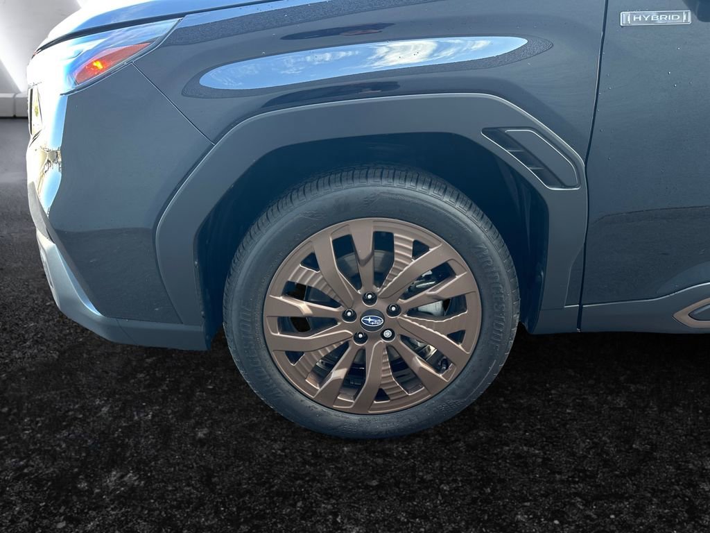 Used 2025 Subaru Forester Sport image 26
