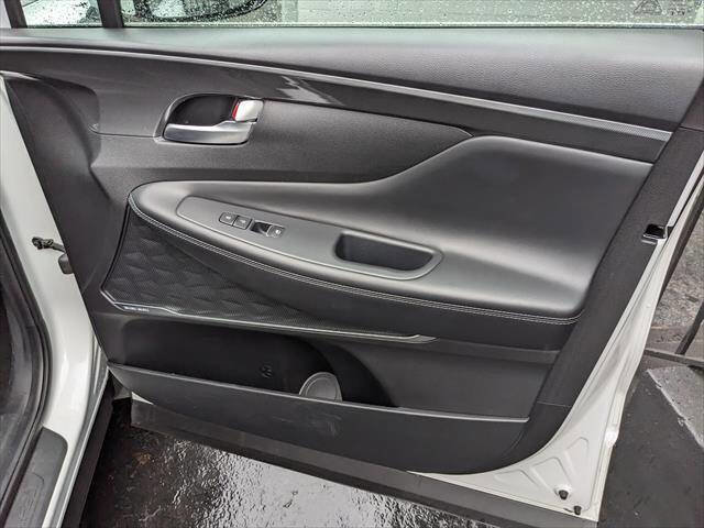 Used 2023 Hyundai Santa Fe SEL w/ Premium Package image 21