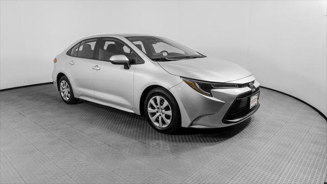 Used 2023 Toyota Corolla LE FWD image 11