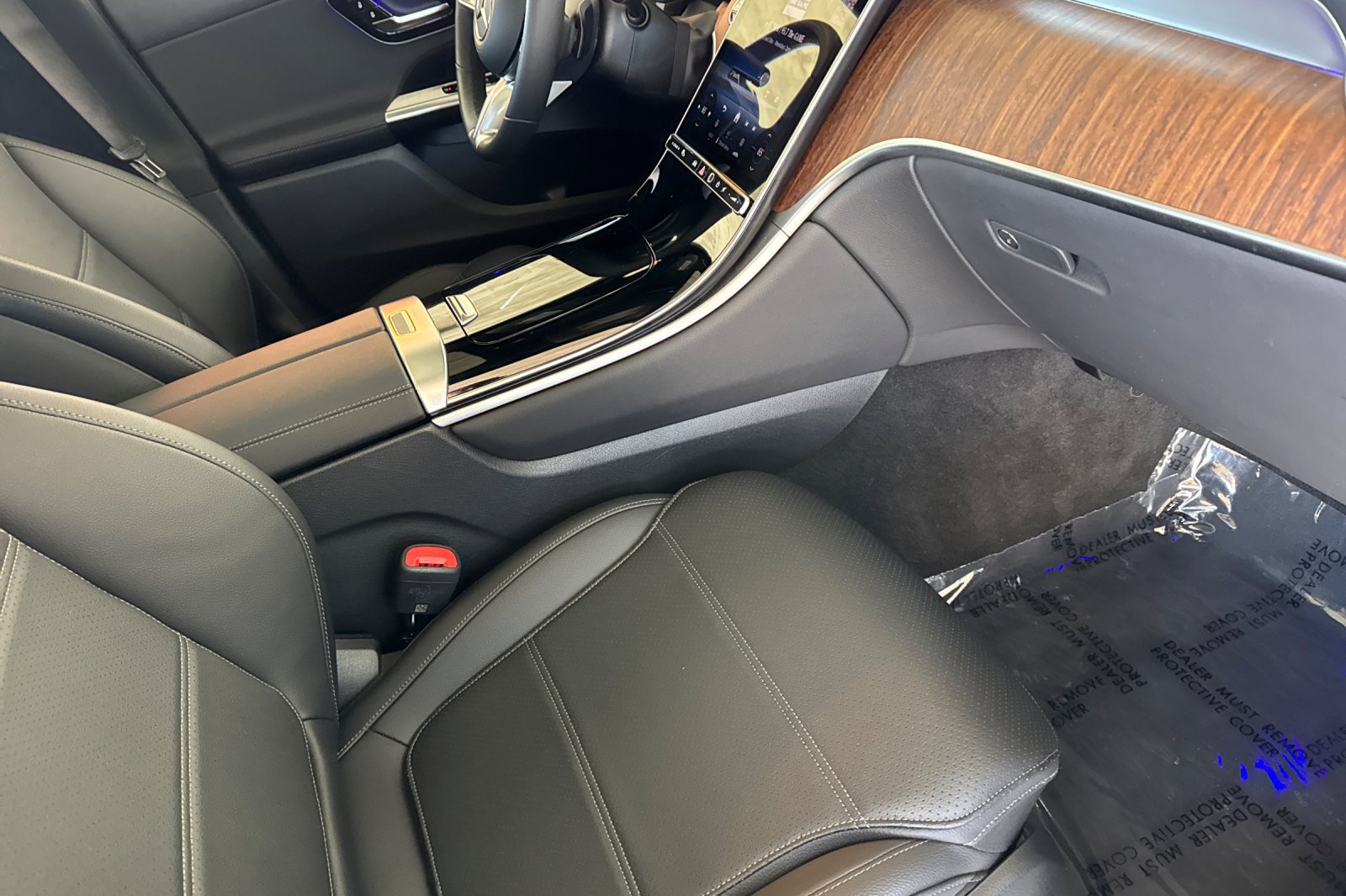 Used 2026 Mercedes-Benz GLC 300 4MATIC image 19