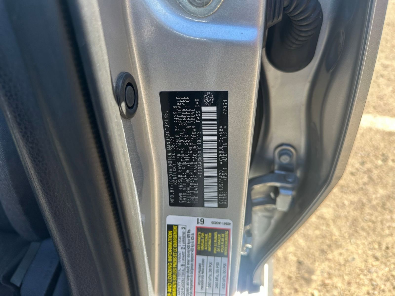 Used 2025 Toyota Camry LE image 28