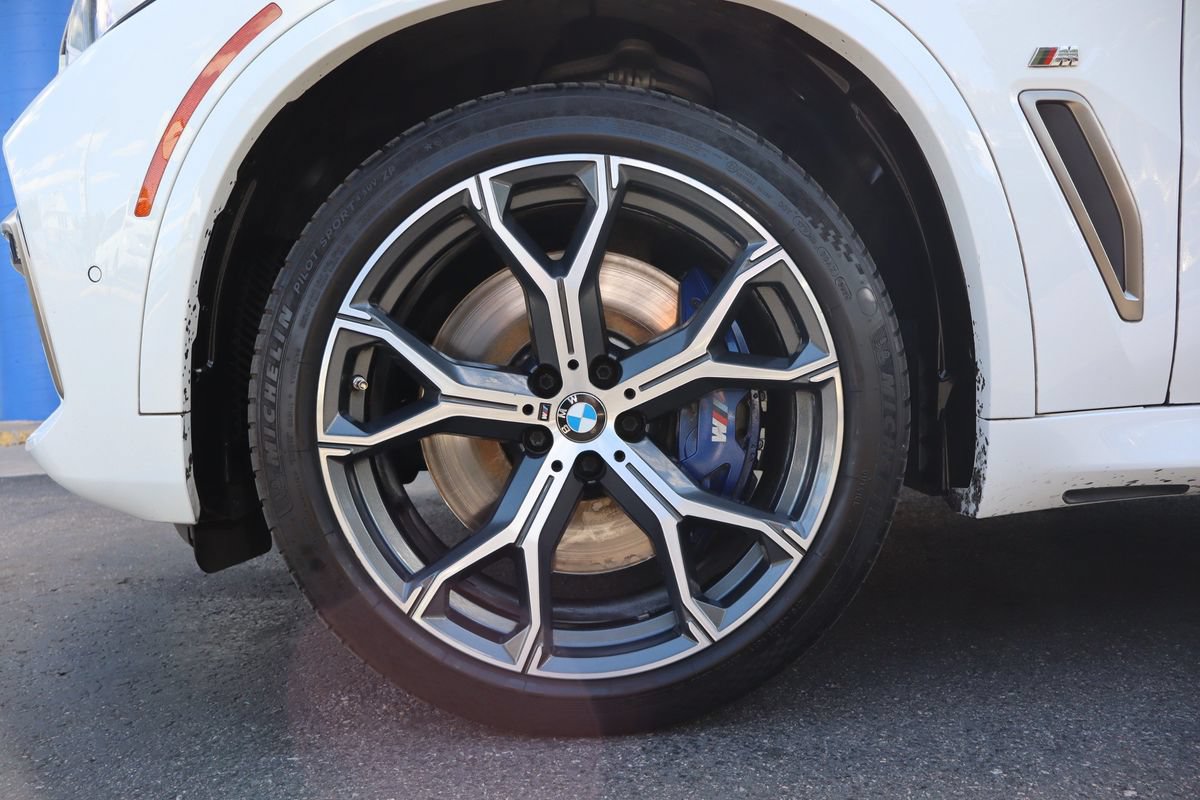 Used 2020 BMW X5 M50i w/ Premium Package AWD/4WD image 31
