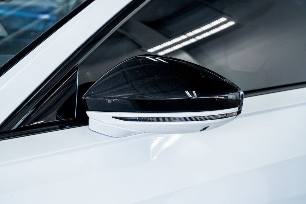 Used 2020 Audi S8 L w/ S8 Executive Package image 22