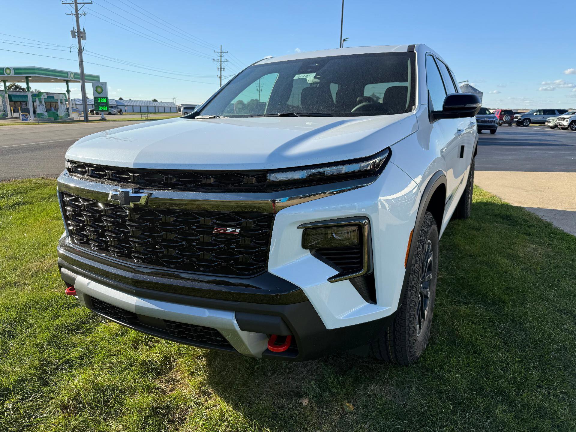 New 2026 Chevrolet Traverse Z71 image 3