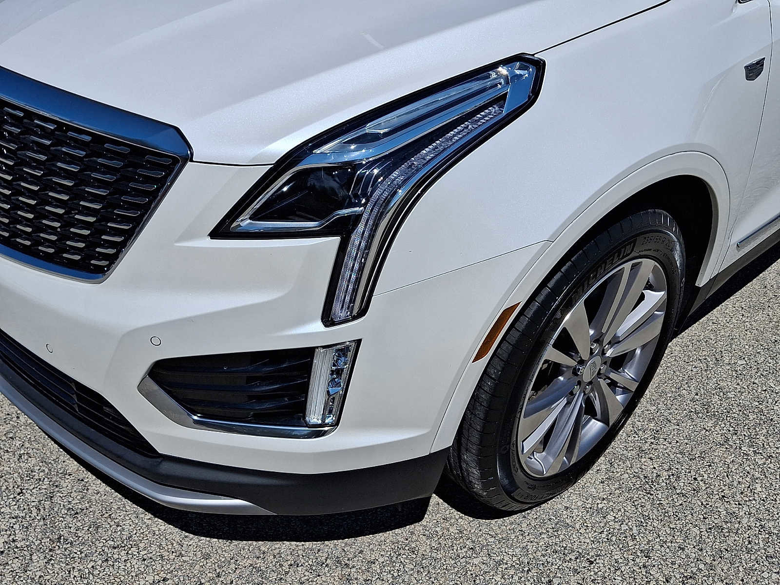 Certified 2023 Cadillac XT5 Premium Luxury image 11