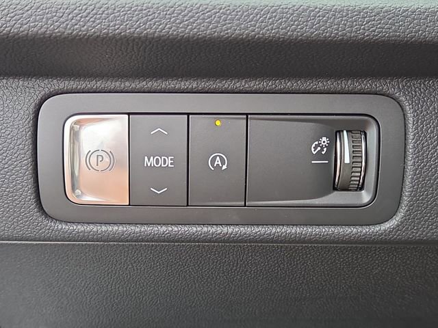 New 2026 Chevrolet Traverse LT image 18