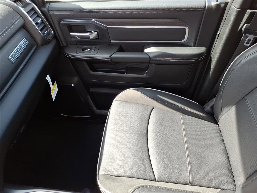 New 2026 RAM 2500 Laramie w/ Night Edition image 32