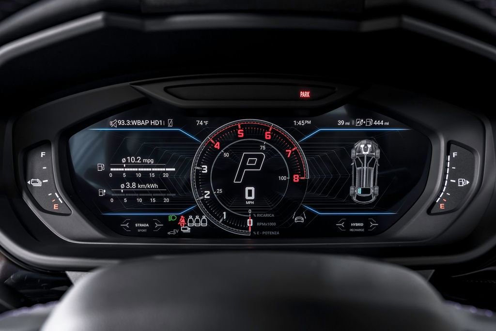 Used 2025 Lamborghini Urus SE image 17