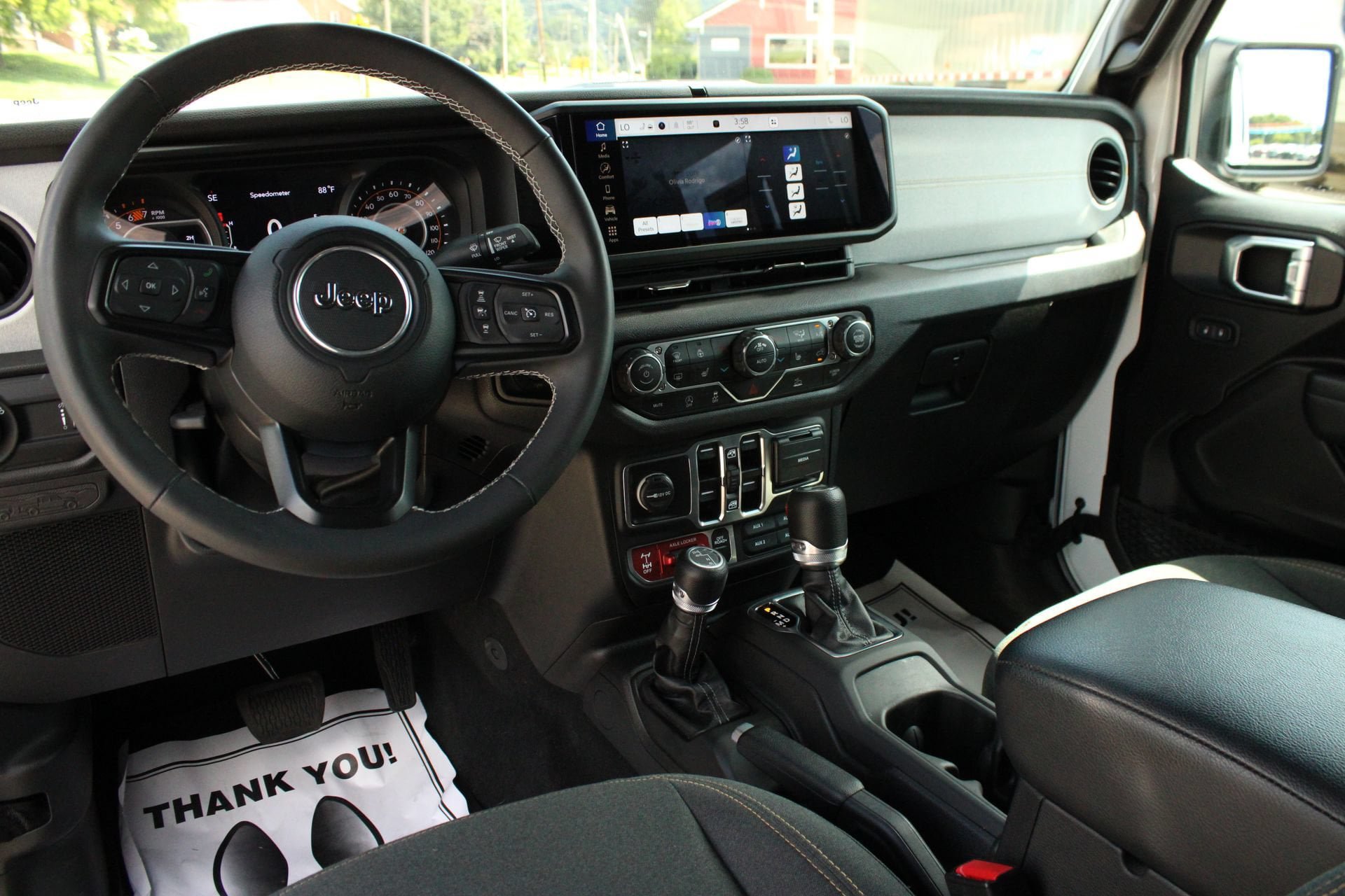 Used 2025 Jeep Wrangler Unlimited Sport AWD/4WD image 20
