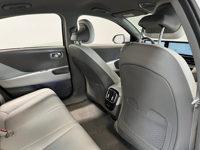 Used 2024 Hyundai Ioniq 6 SEL RWD image 14
