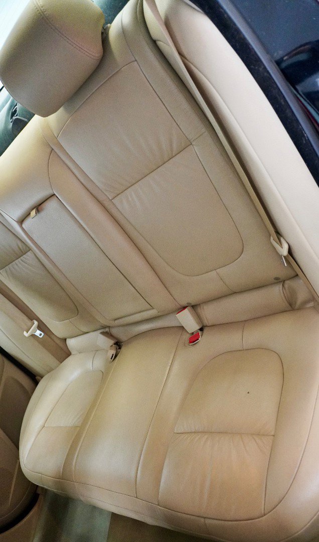 Used 2009 Jaguar XF Luxury image 5